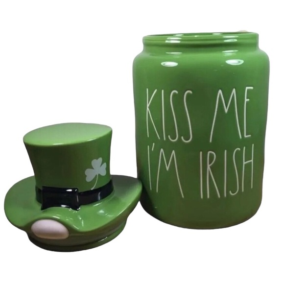 ☘️ Rae Dunn Kiss me I’m Irish canister - Picture 2 of 9